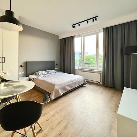 Ferienwohnung K22 Warszawa Zachodnia Slawinska 502 Exterior foto
